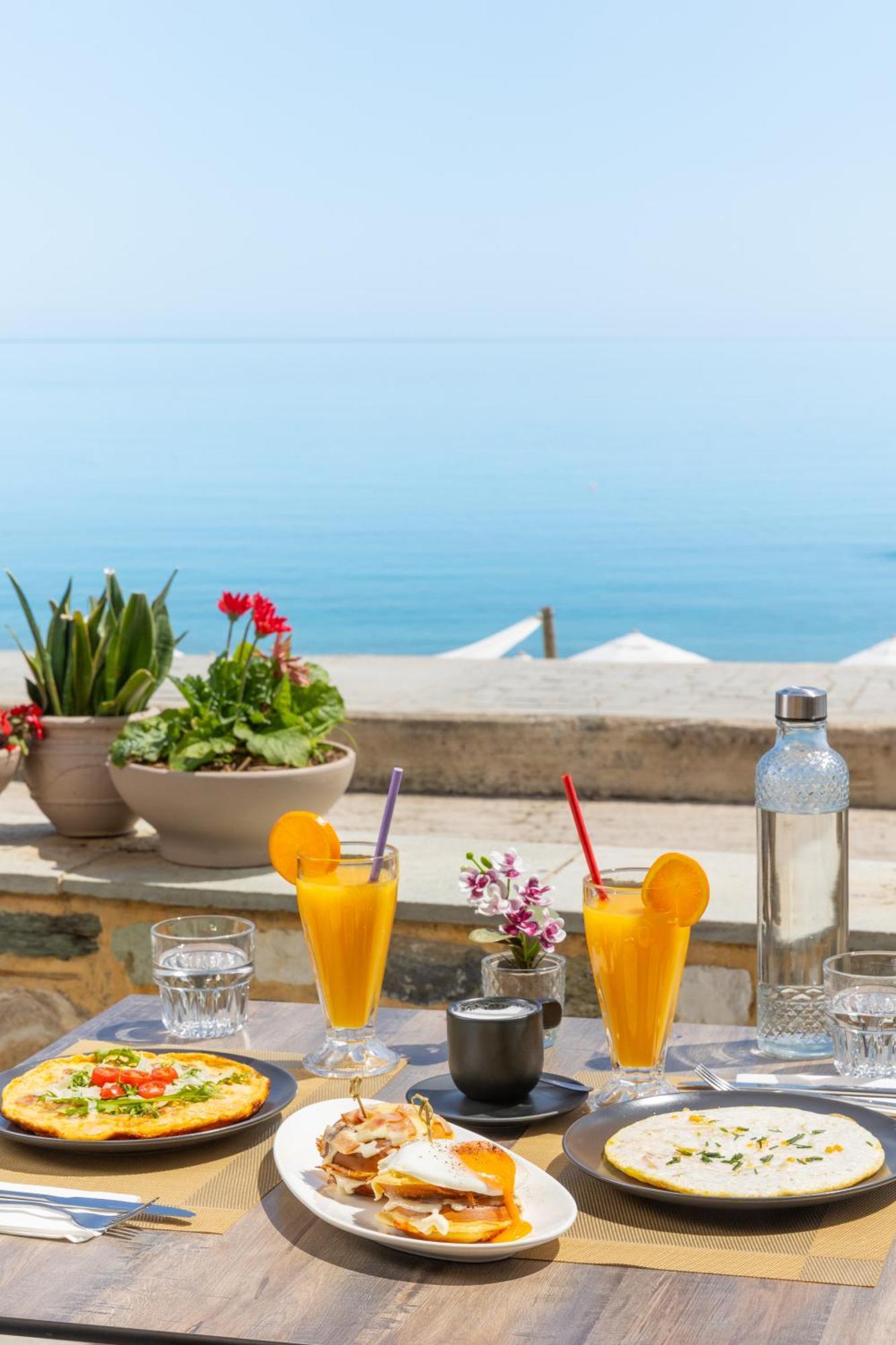Kenta Beach Hotel Agios Ioannis  ภายนอก รูปภาพ